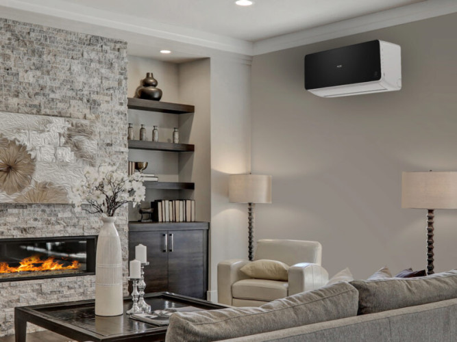 Настенный кондиционер AUX ASW-H07B4/FJ-BR1 + AS-H07B4/FJ-R1, черный